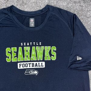 New Era Soft Polyester Seattle Seahawks Brand NFL varsity T Shirt XL men’s